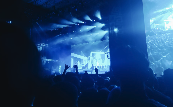 People at a Lollapalooza concert